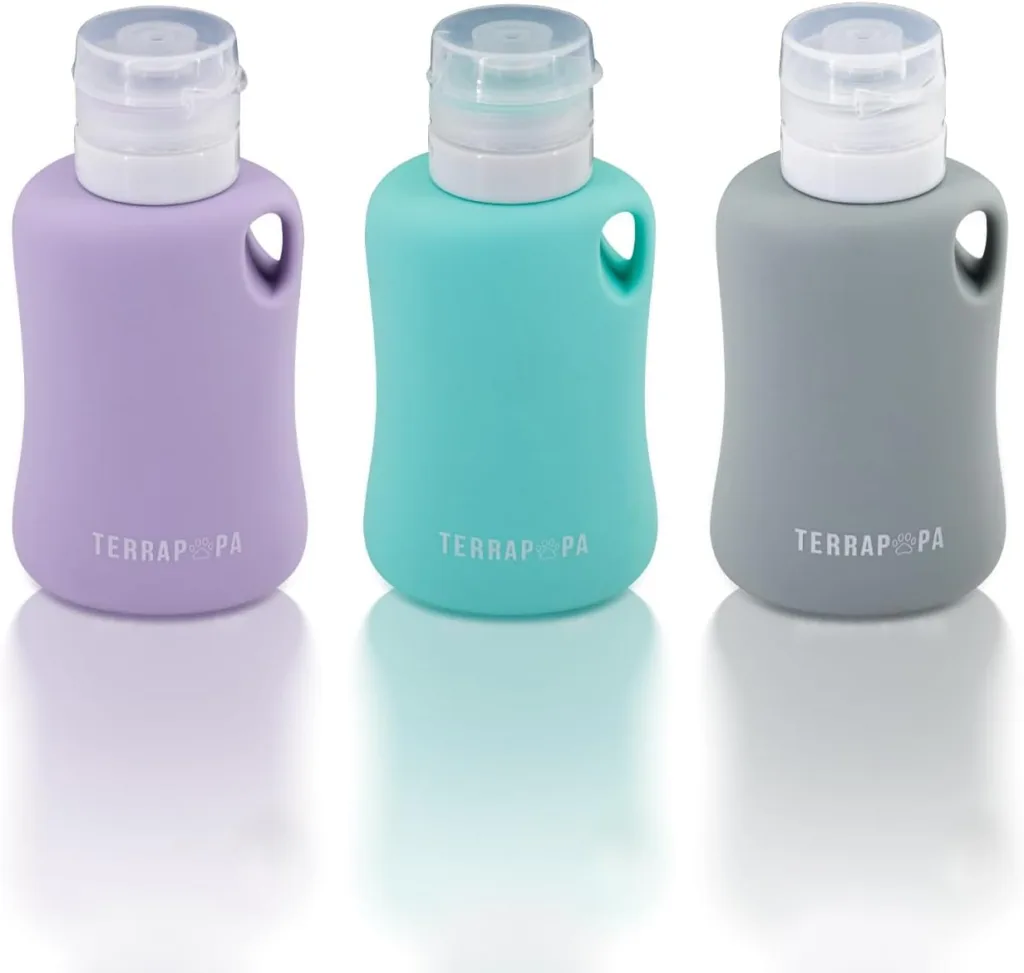 Tres colores disponibles de la nueva botella para limpiar pis de perro Terrapopa